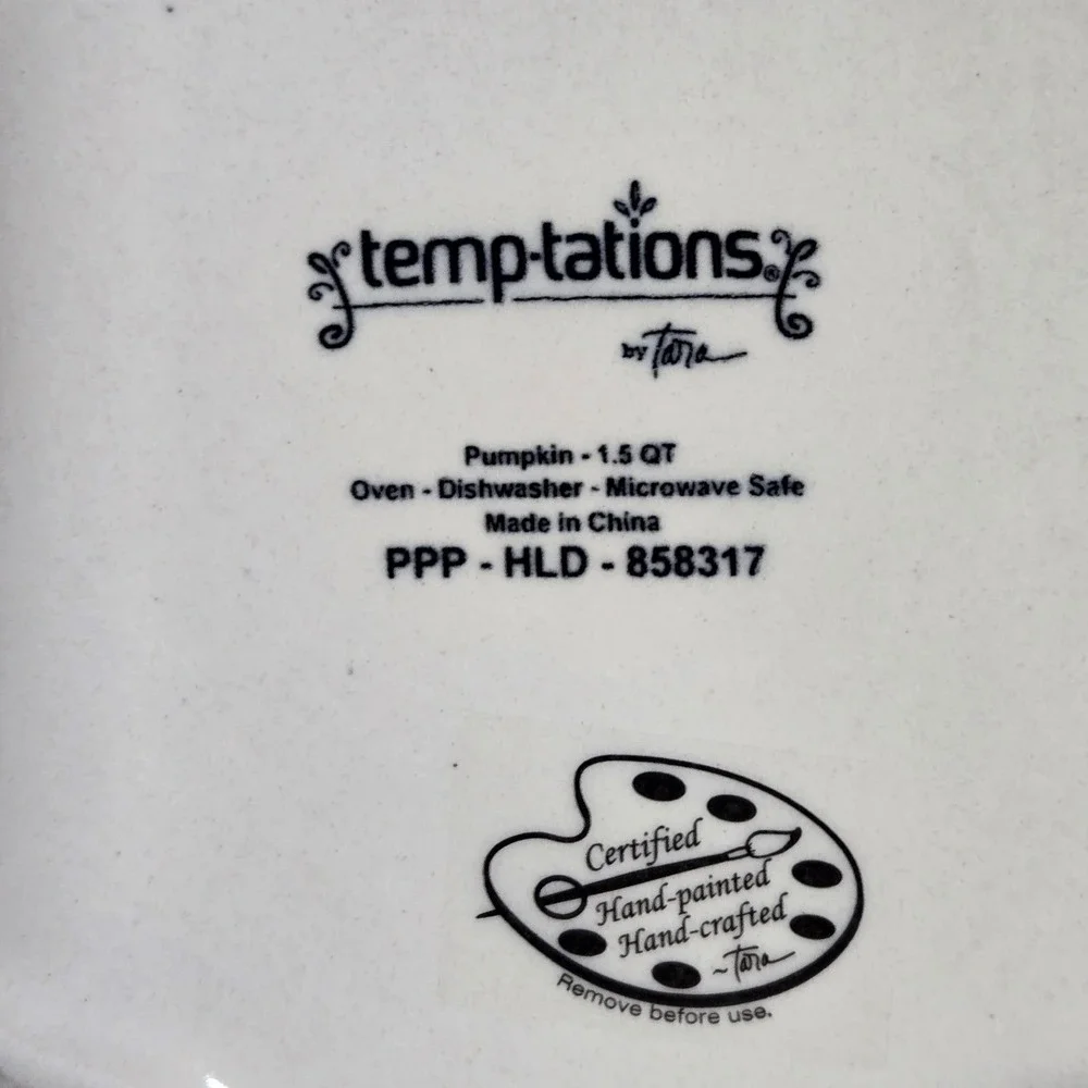 Temptations by Tara Pumpkin 1.5 QT Covered Baker Fall Harvest Casserole Dish